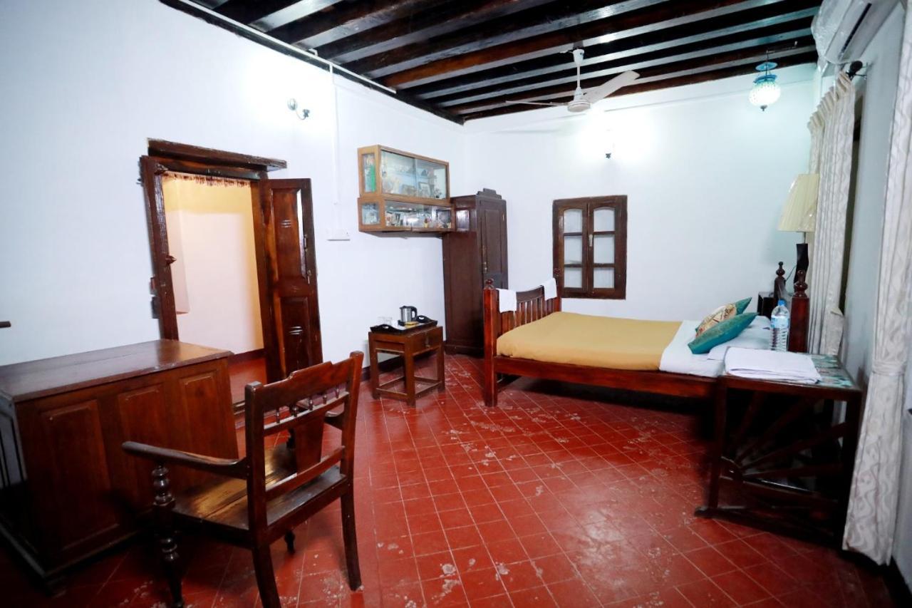 Srivilas Pudunagaram エクステリア 写真