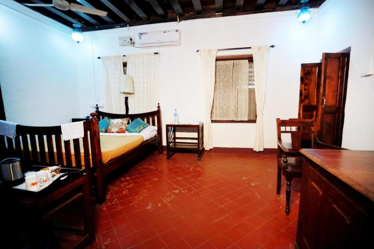 Srivilas Pudunagaram エクステリア 写真
